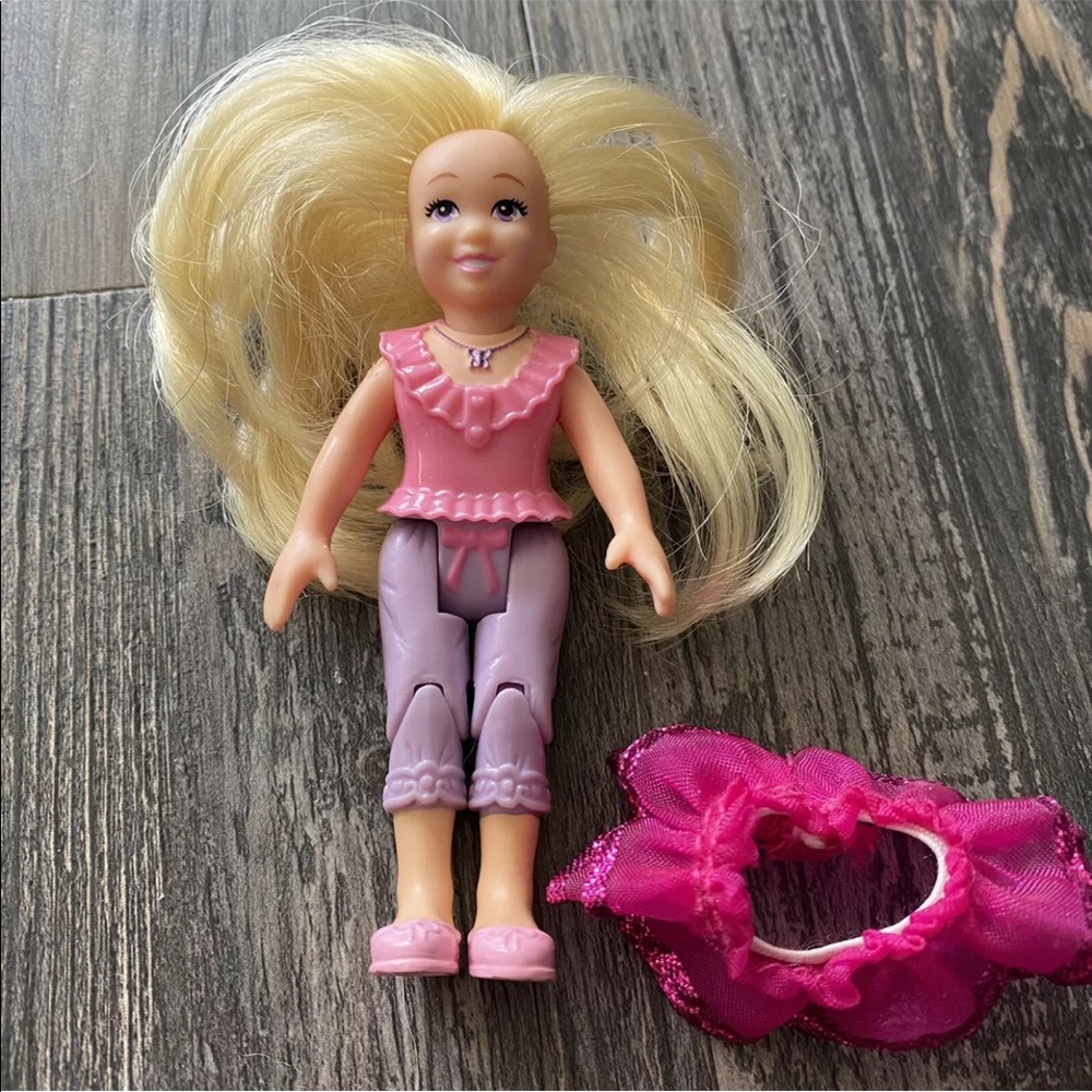 Fisher Price Loving Family Ballerina girl &mirror - Picture 3 of 5